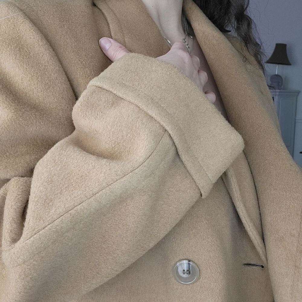 vintage camel 100 camel fur Tan Overcoat - Picture 9 of 10